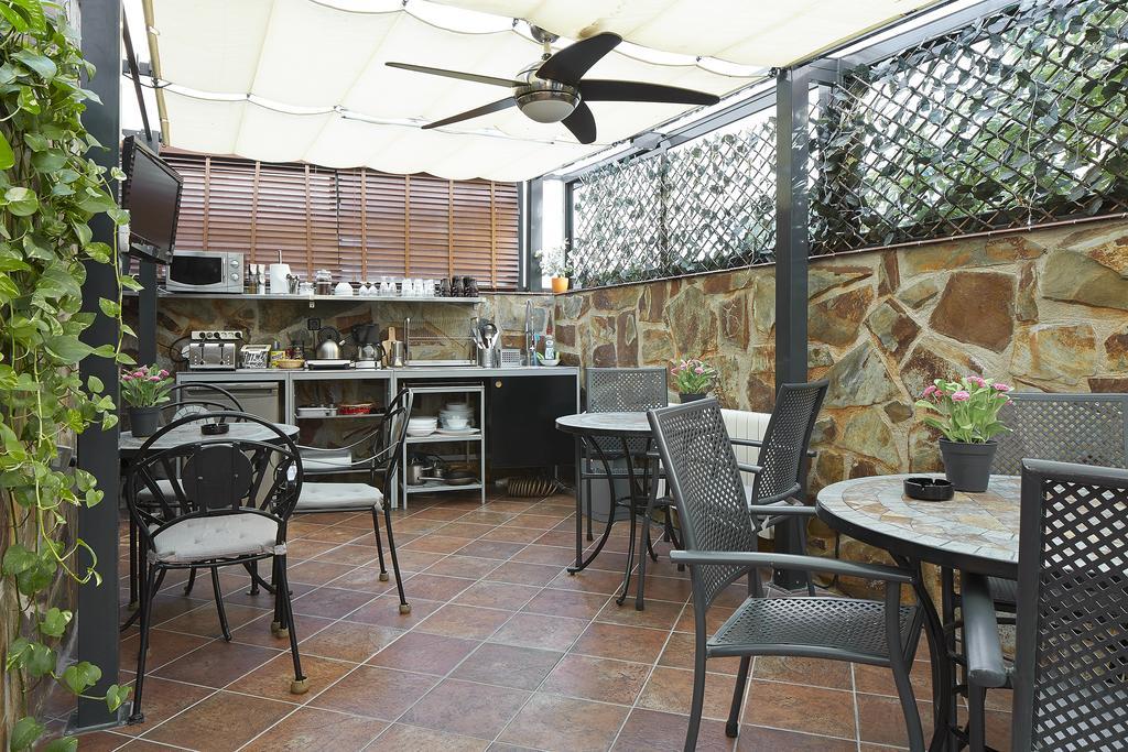 ברצלונה Hostal House מראה חיצוני תמונה